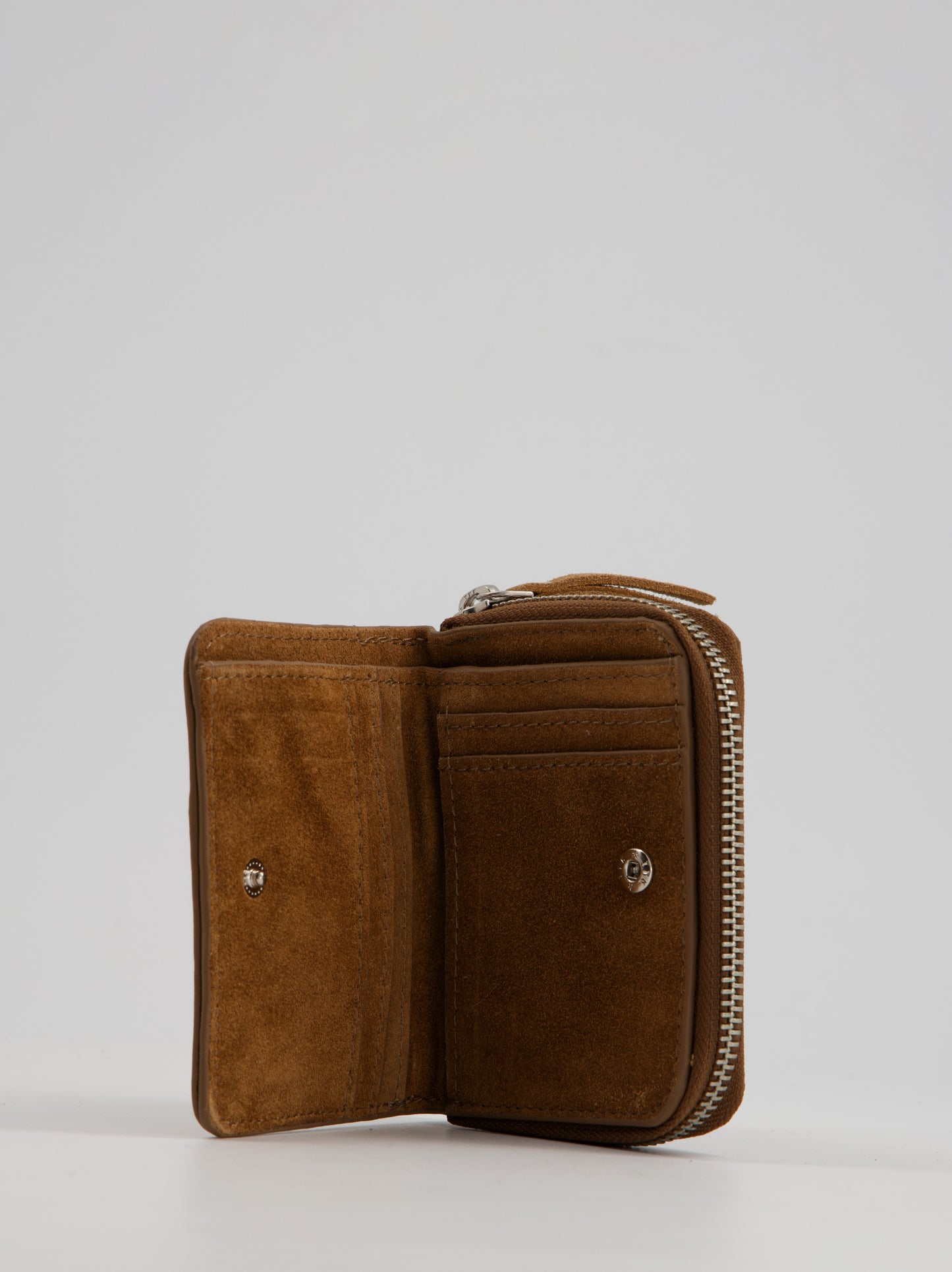 Cartera de ante con tachuelas - ULK Baly