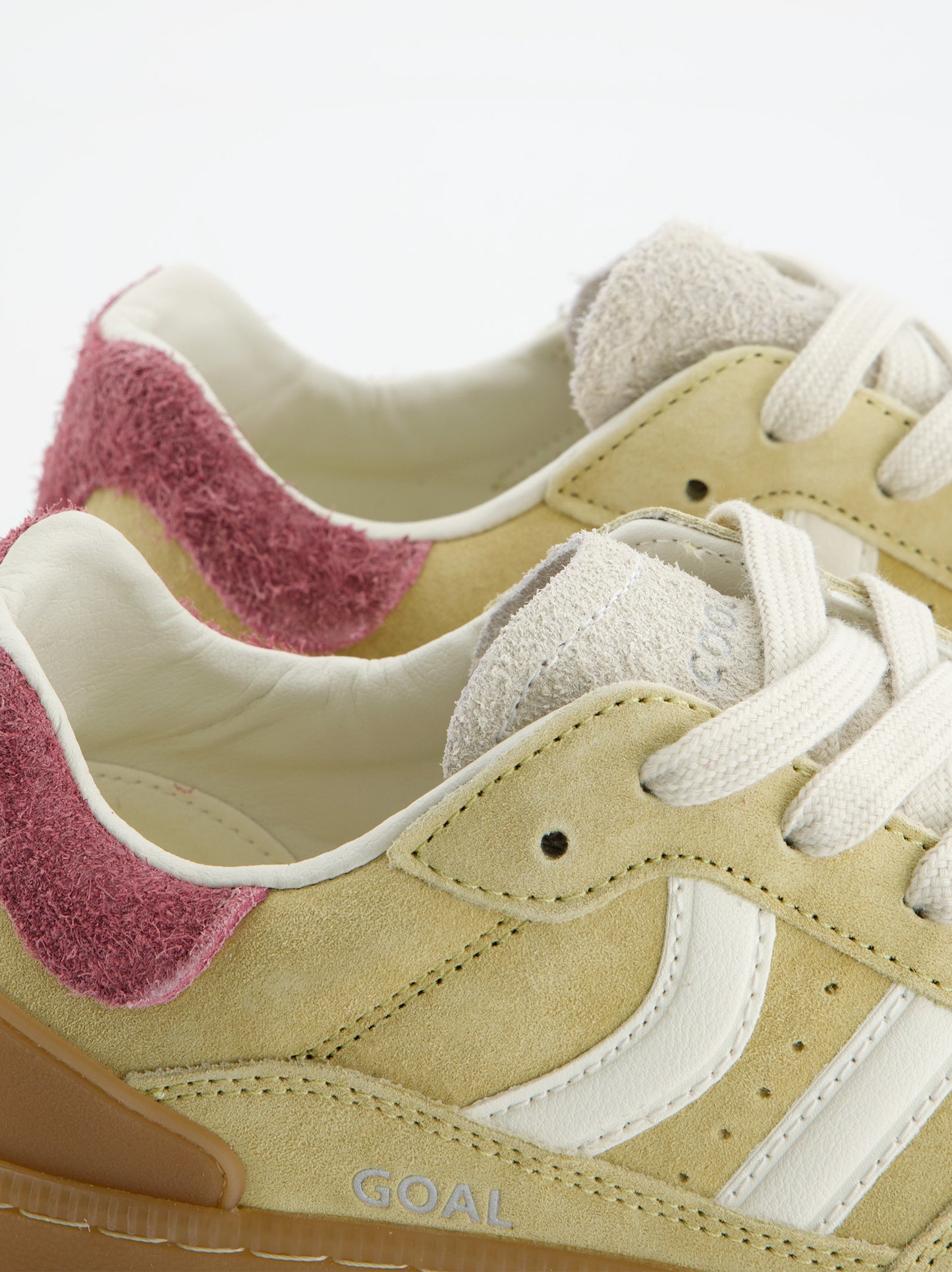 Zapatillas Coolway Goal En Amarillo