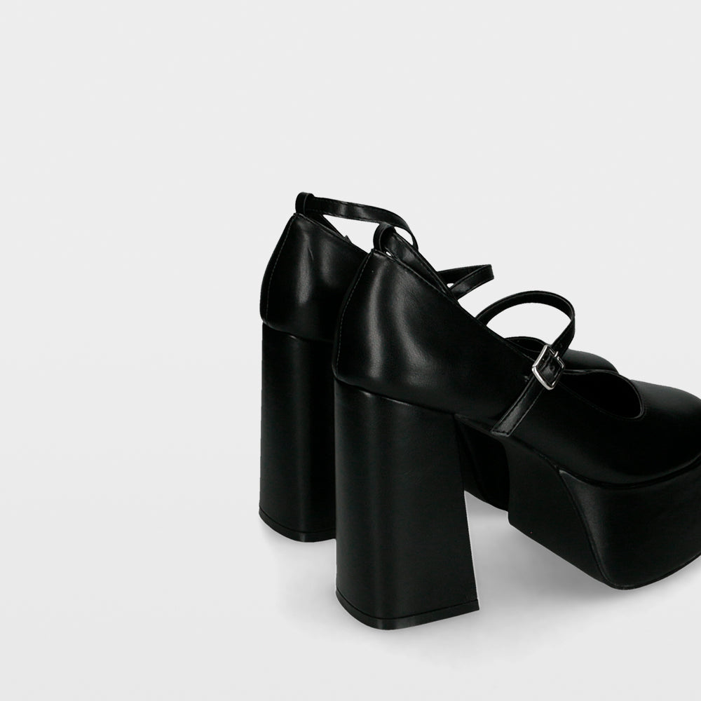 Crush by Ulanka Lottie – Platform heels