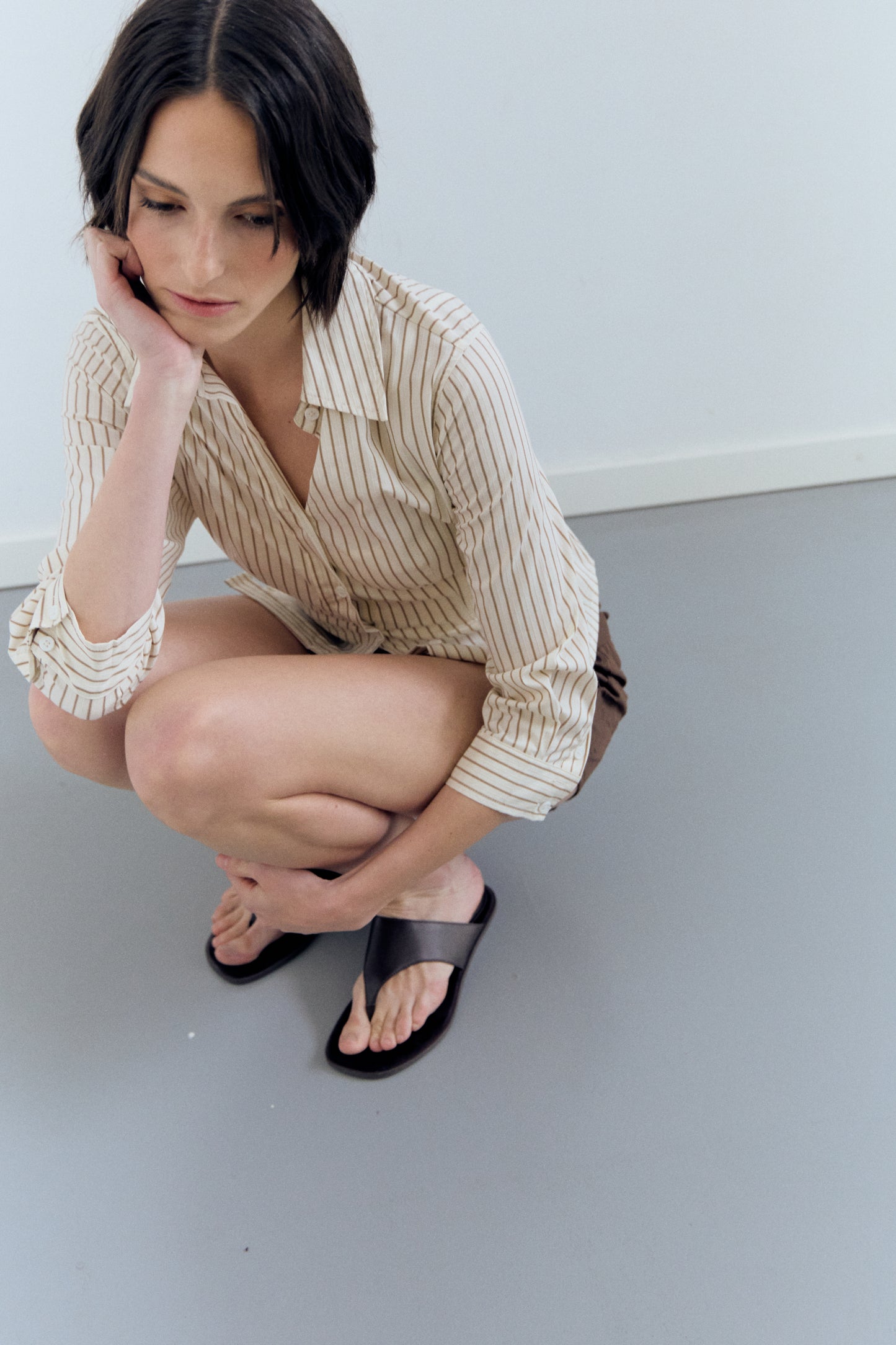 Camisa a rayas con ajuste trasero - Miraela