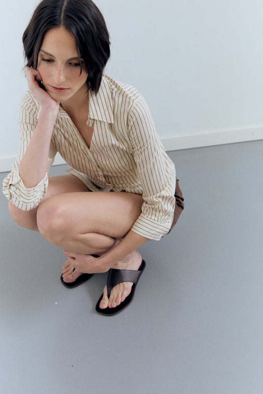 Camisa a rayas con ajuste trasero - Miraela