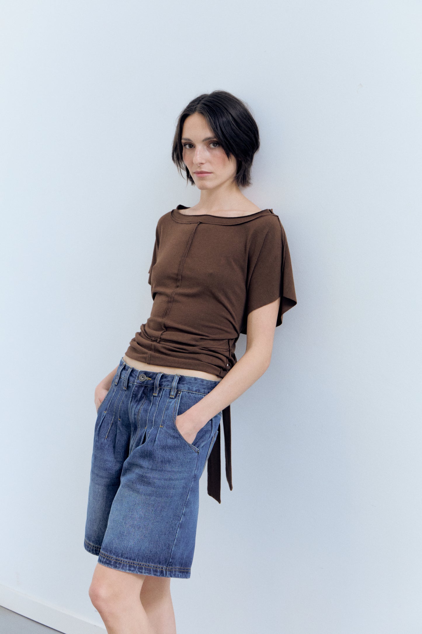Bermudas denim con pinzas frontales - Mina