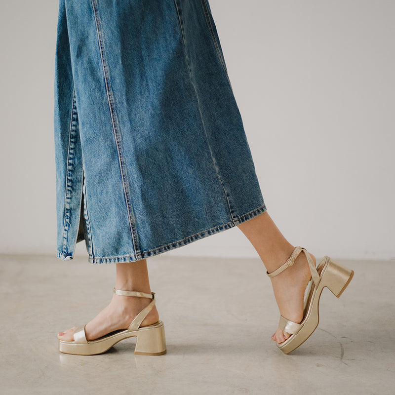 Essentials by Ulanka Gretta - Sandalias de tacón