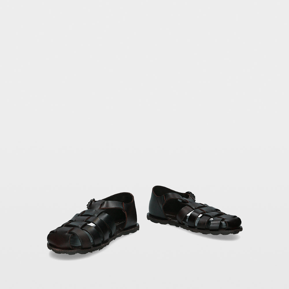 Essentials by Ulanka Marco - Crab sandals