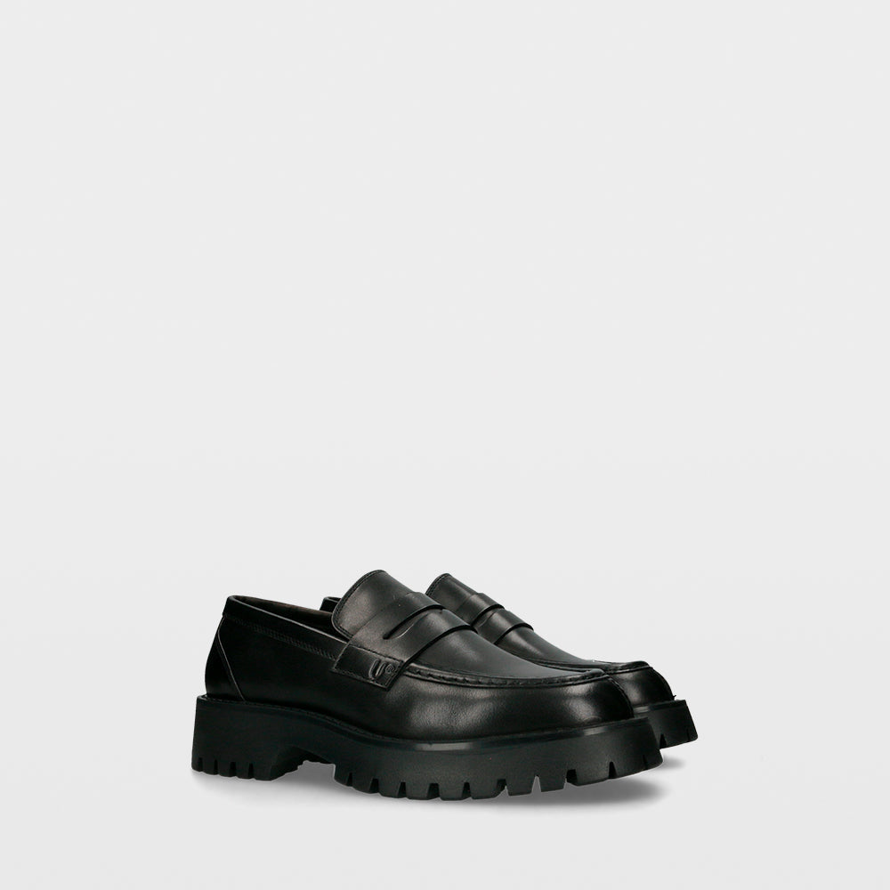 Essentials by Ulanka Stridermoc - Flat Shoe