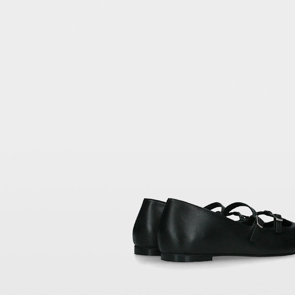 Essentials by Ulanka Telsa - Flat shoes