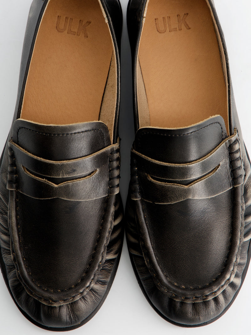 Mocasín Clasico Penny Negro Desgastado - Kassai