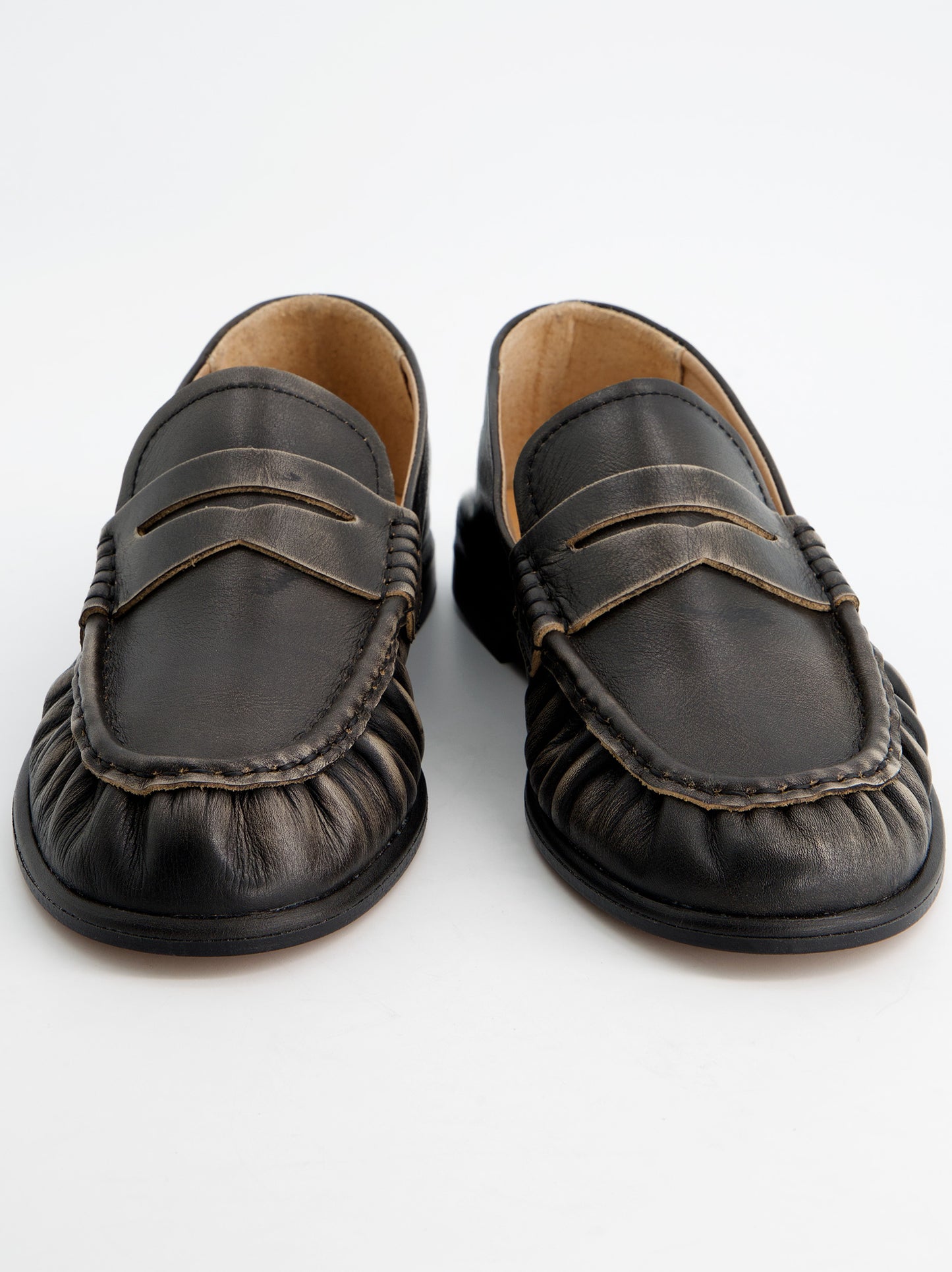 Mocasín Clasico Penny Negro Desgastado - Kassai