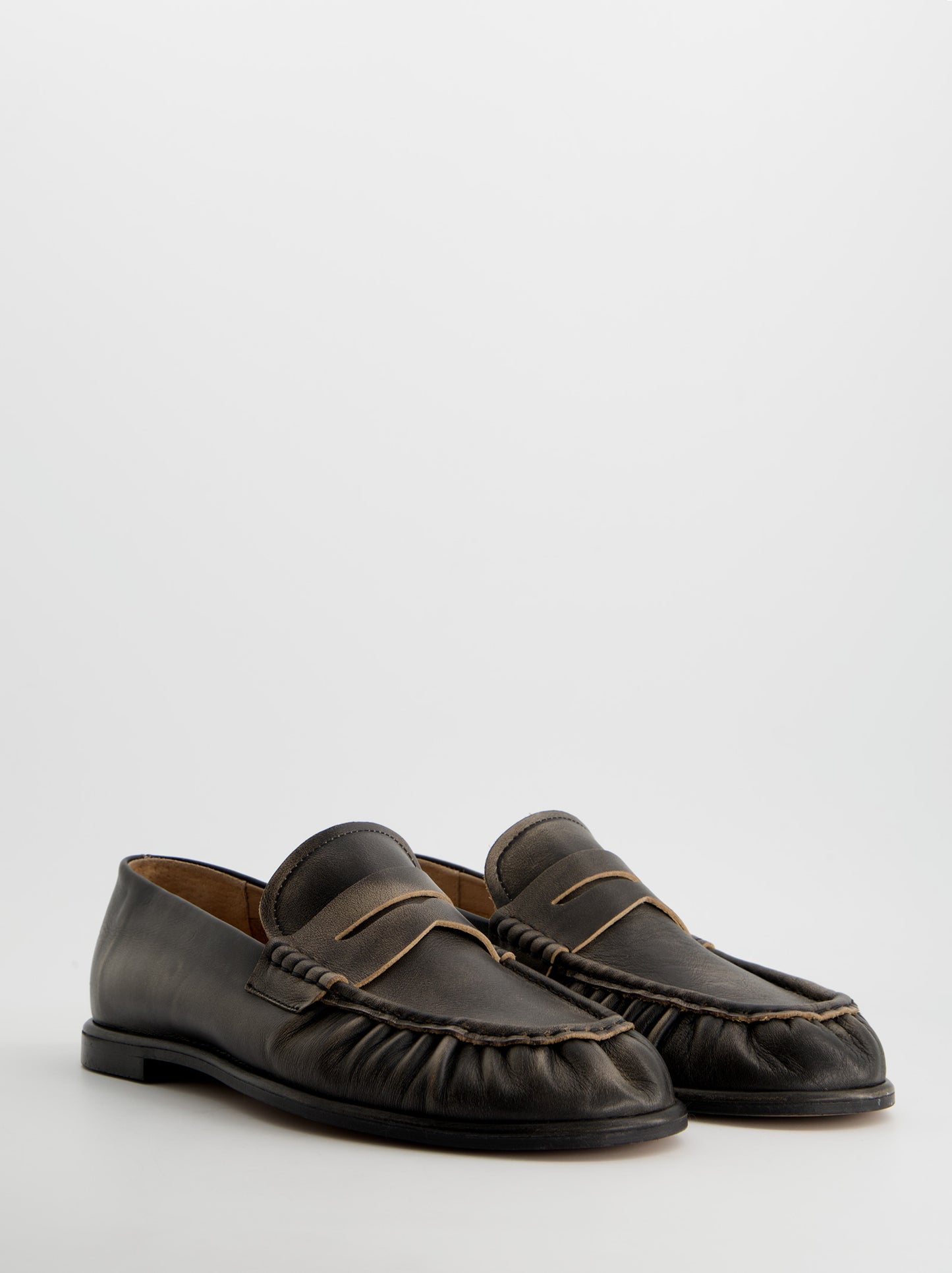Worn-effect leather loafers - Kassai