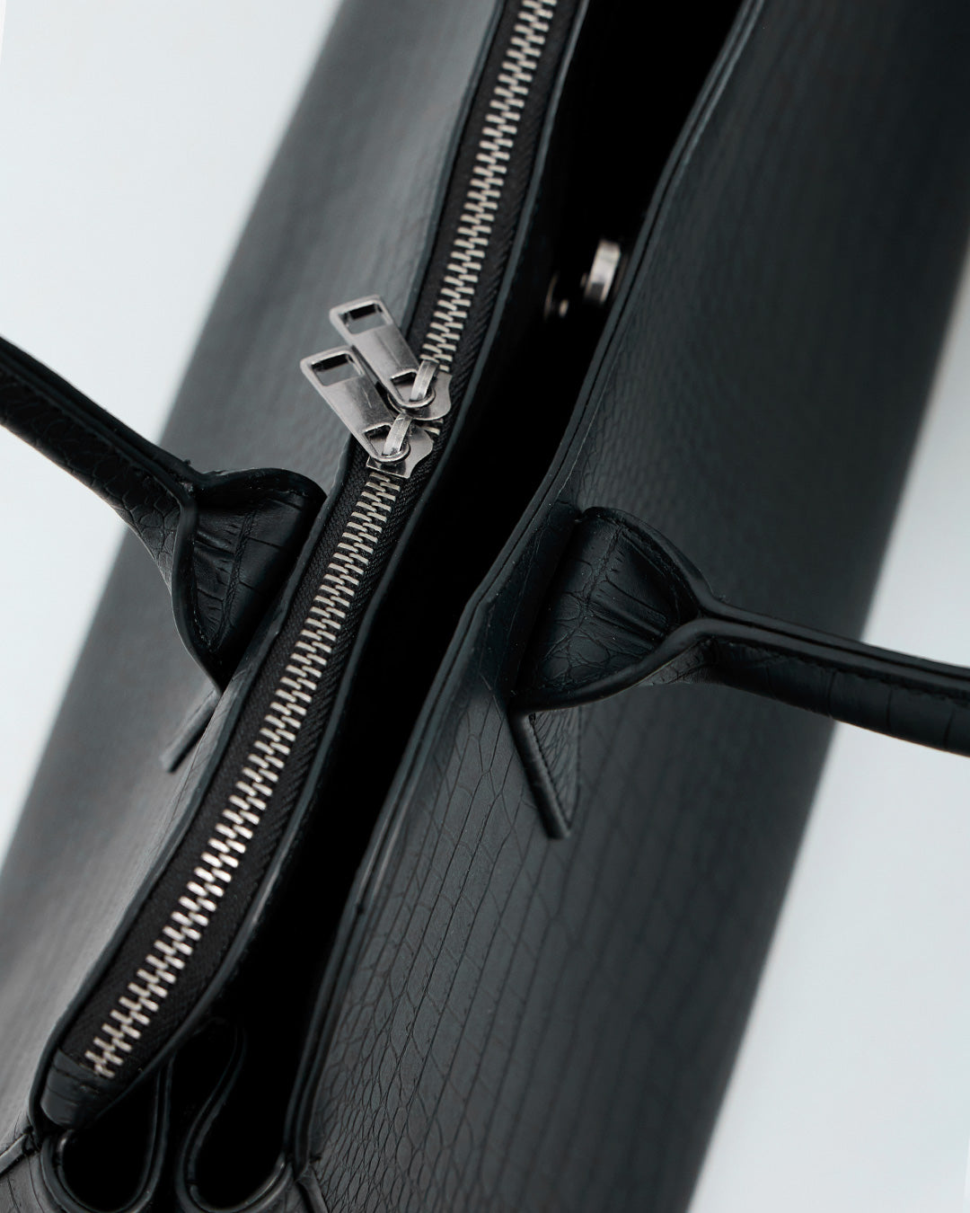 Bolso de pìel negro - Nepo