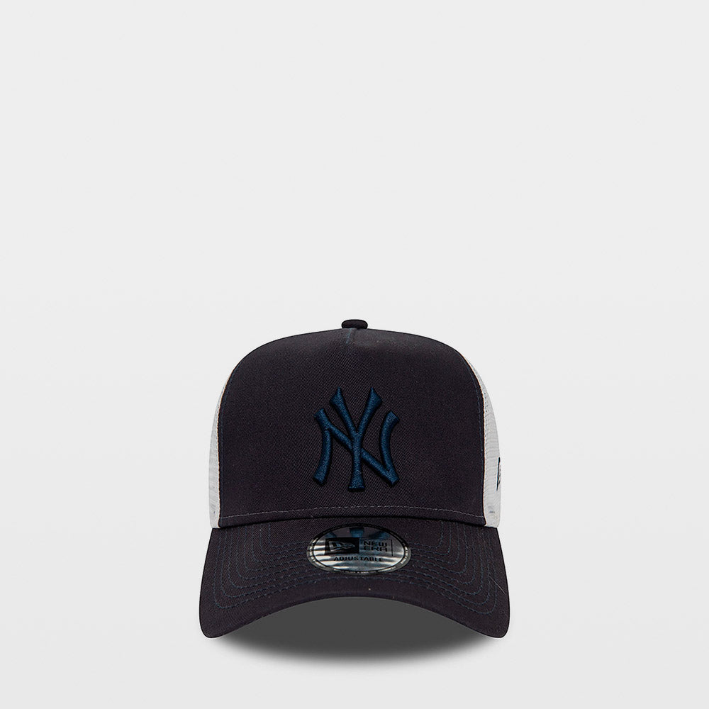 New York Yankees League Essential Trucker - Cap