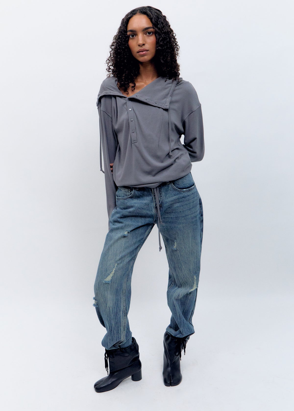 Asymmetrical sweatshirt - One