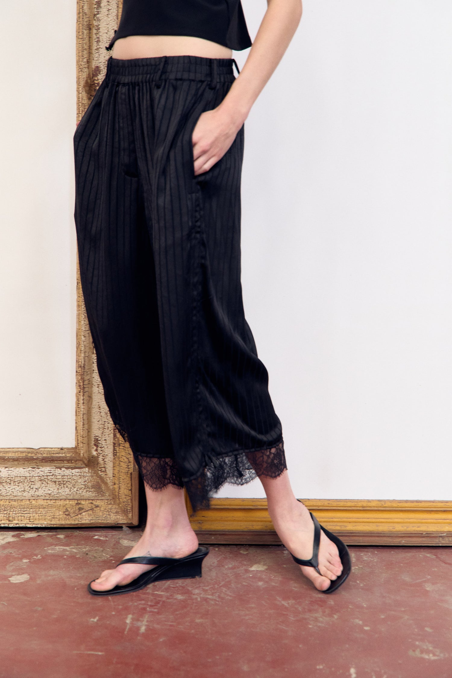 Black cropped trousers with lace - Petti Maxi