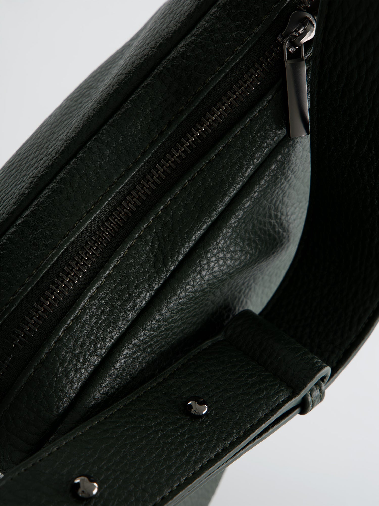 Bolso de Piel Verde Oscuro - Ferita