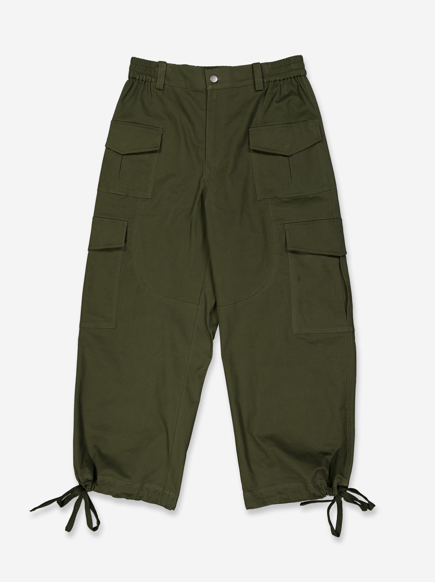 Pantalón cargo verde con bajo ajustable y bolsillos Breeze