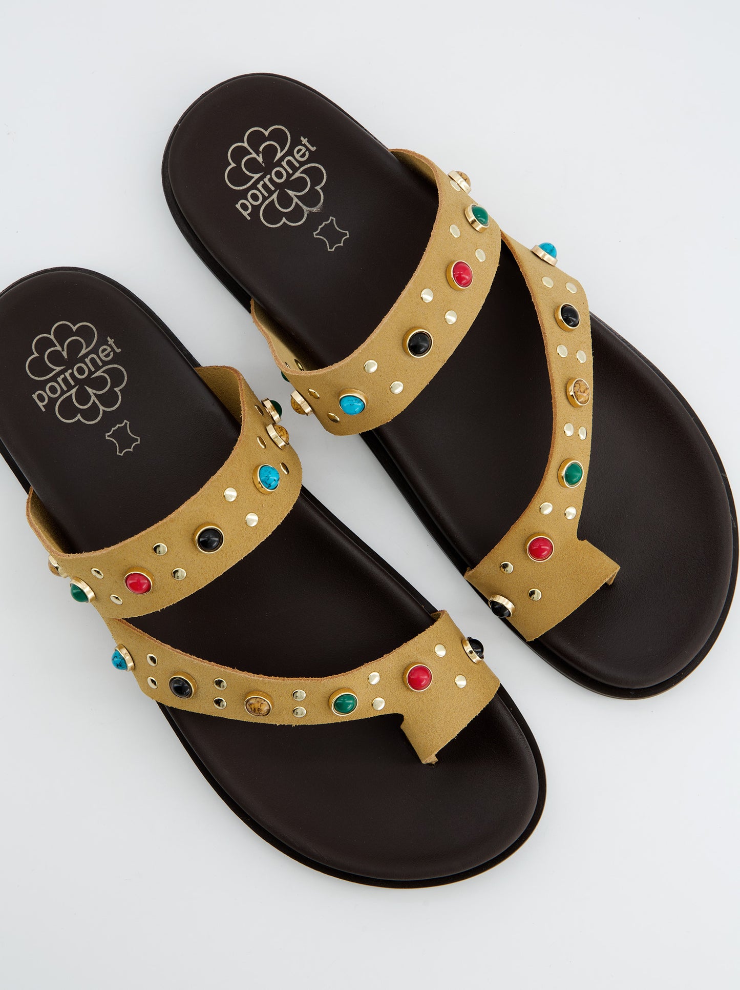 Sandalia Camel Con Piedras Decorativas - Porronet
