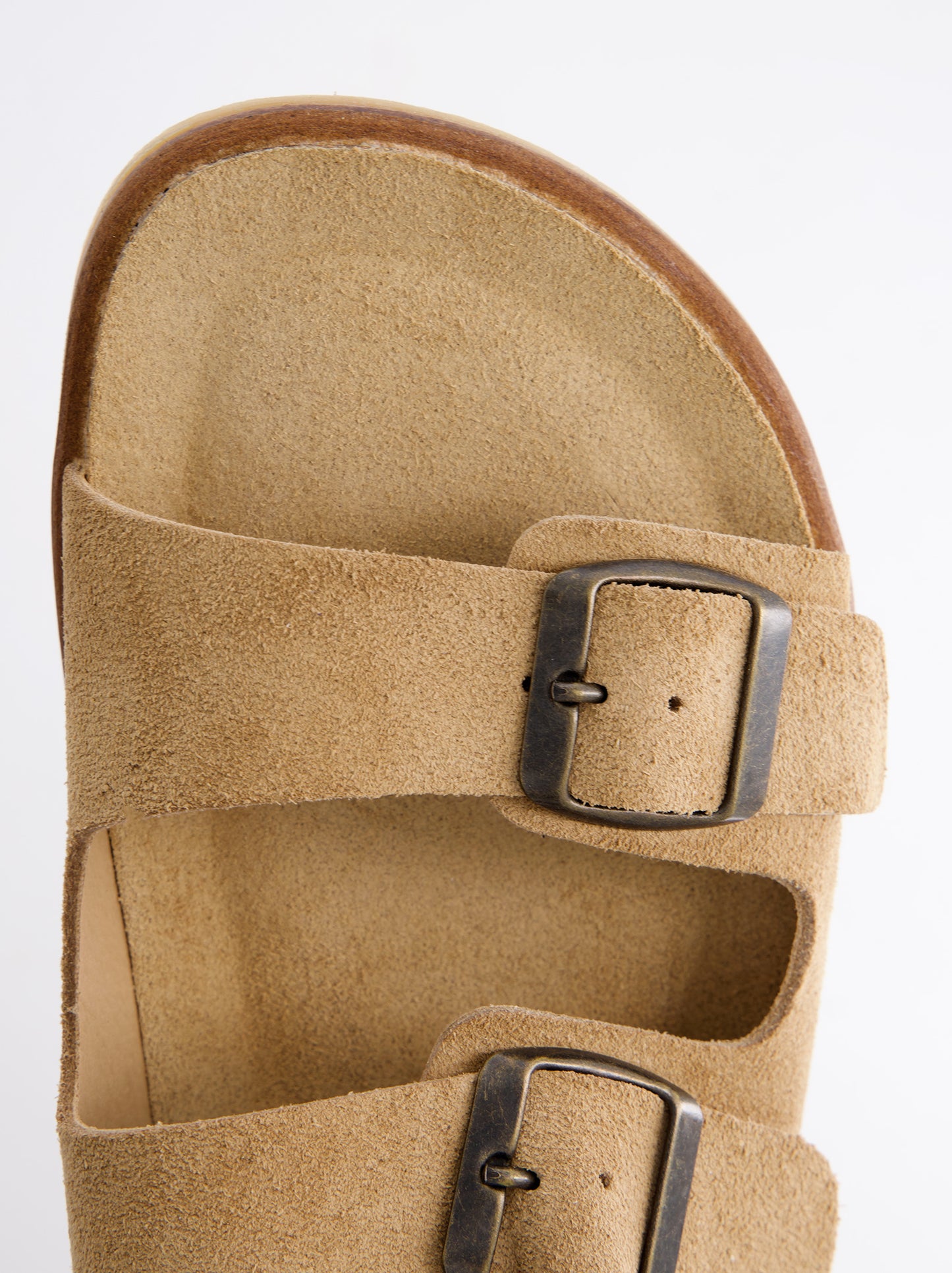 Sandalia De Piel Serraje Con Doble Hebilla Camel - Famara