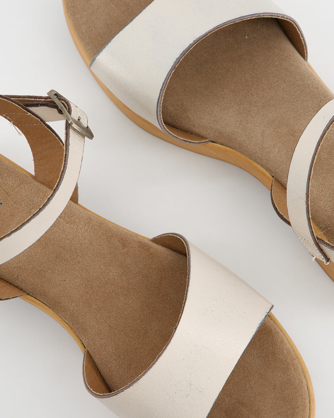 Sandalia De Piel con Plataforma - Kazy