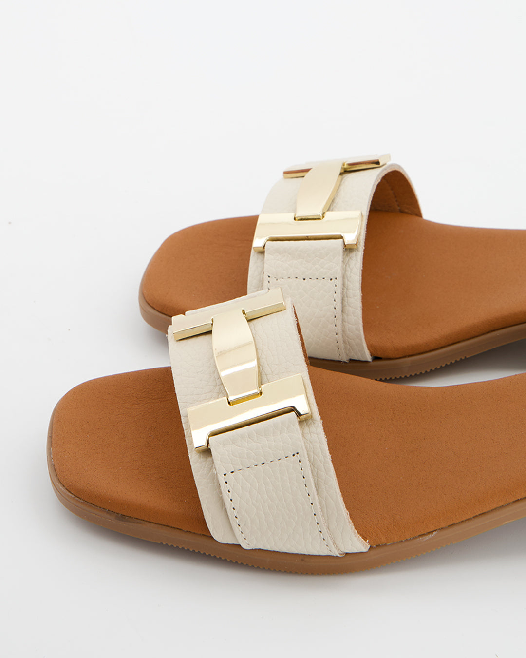 Sandalia Plana Beige - Doya