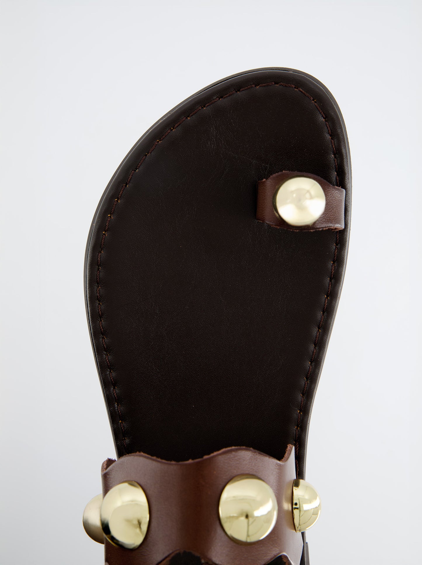 Sandalias De Piel Con Tachas Doradas - Porronet