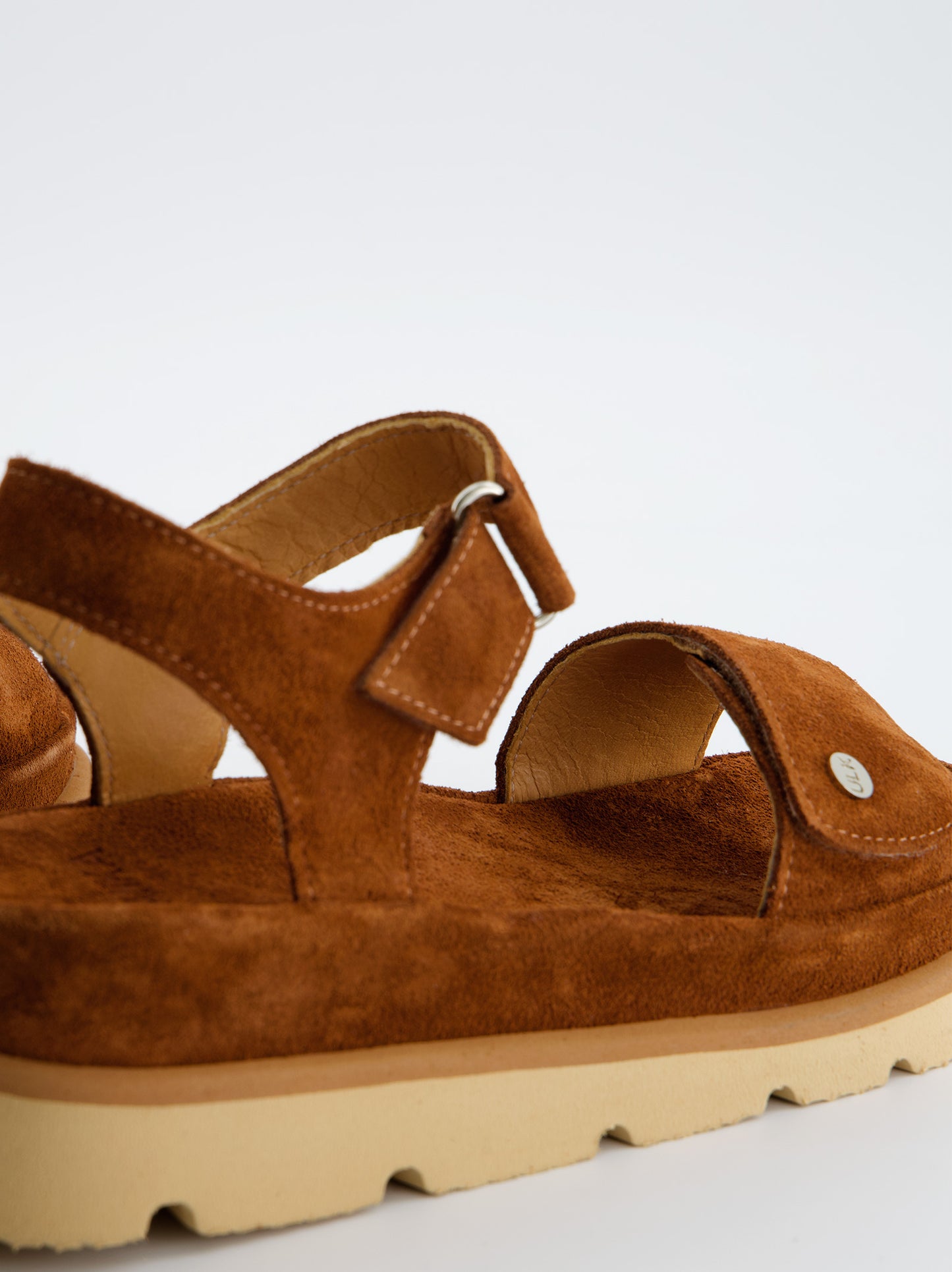 Sandalias De Serraje Marrón - Carlota