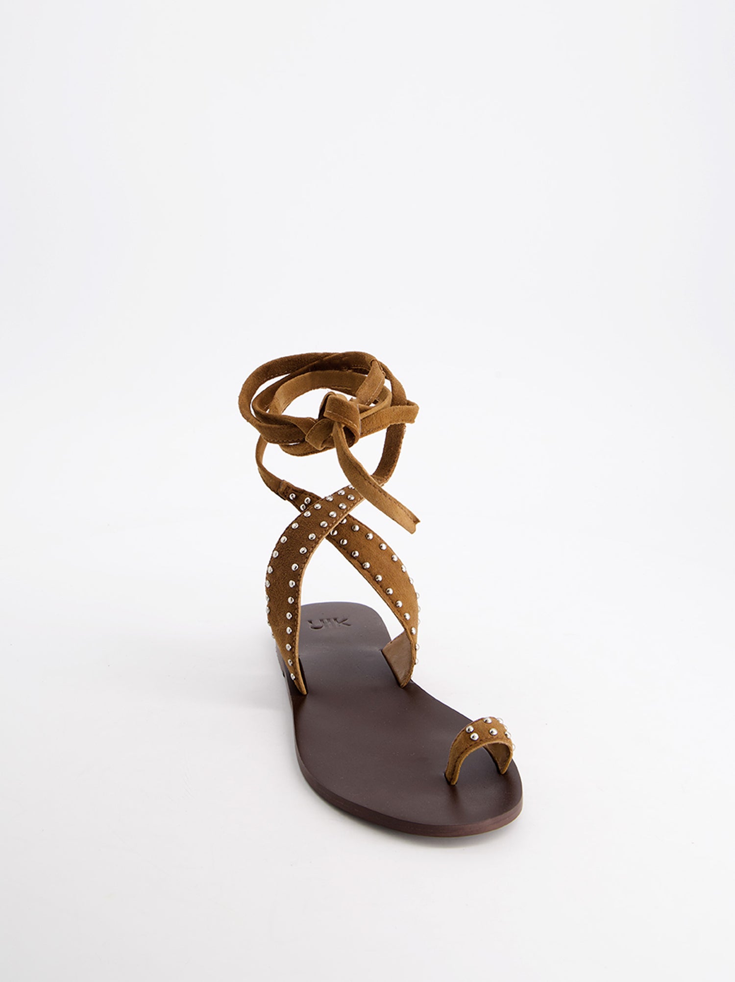 Sandalias Planas De Piel Serraje Con Tachas - Nomada