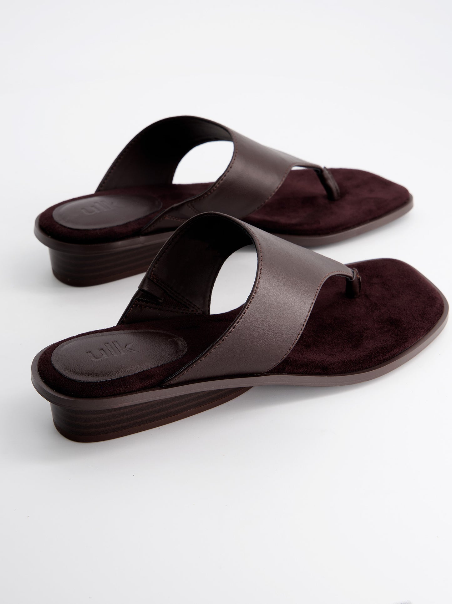 Sandalias Piel Marrón De Cuña Baja  - Itta