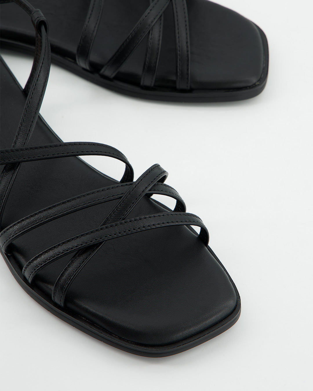 Sandalias Tiras Cruzadas Negras - Porronet