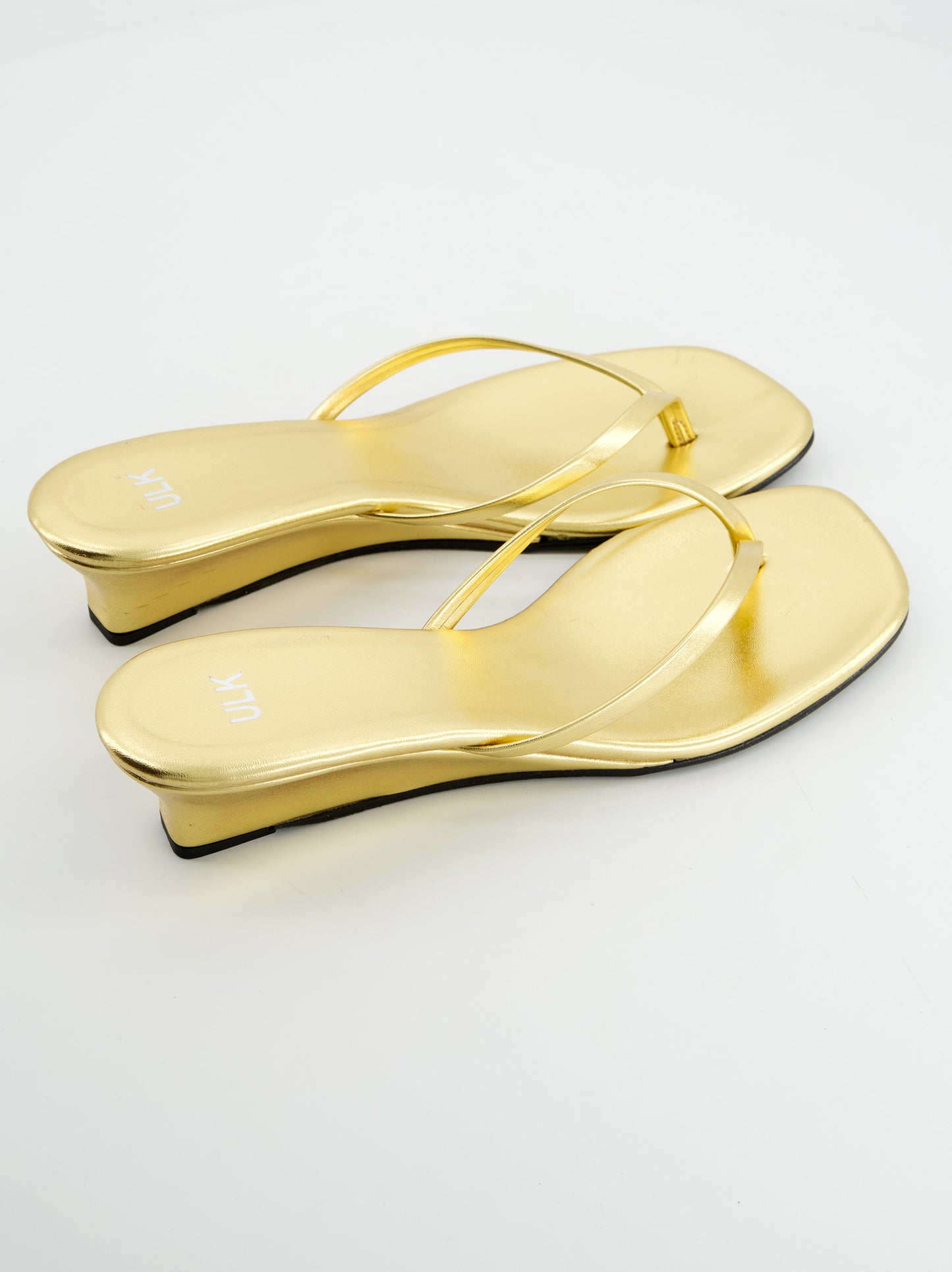 Sandalias de cuña acabado oro - Siete