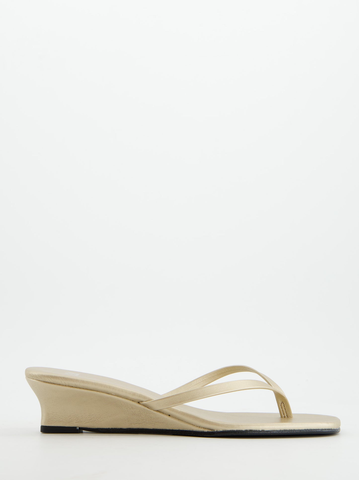 Sandalias de cuña doradas - Siete
