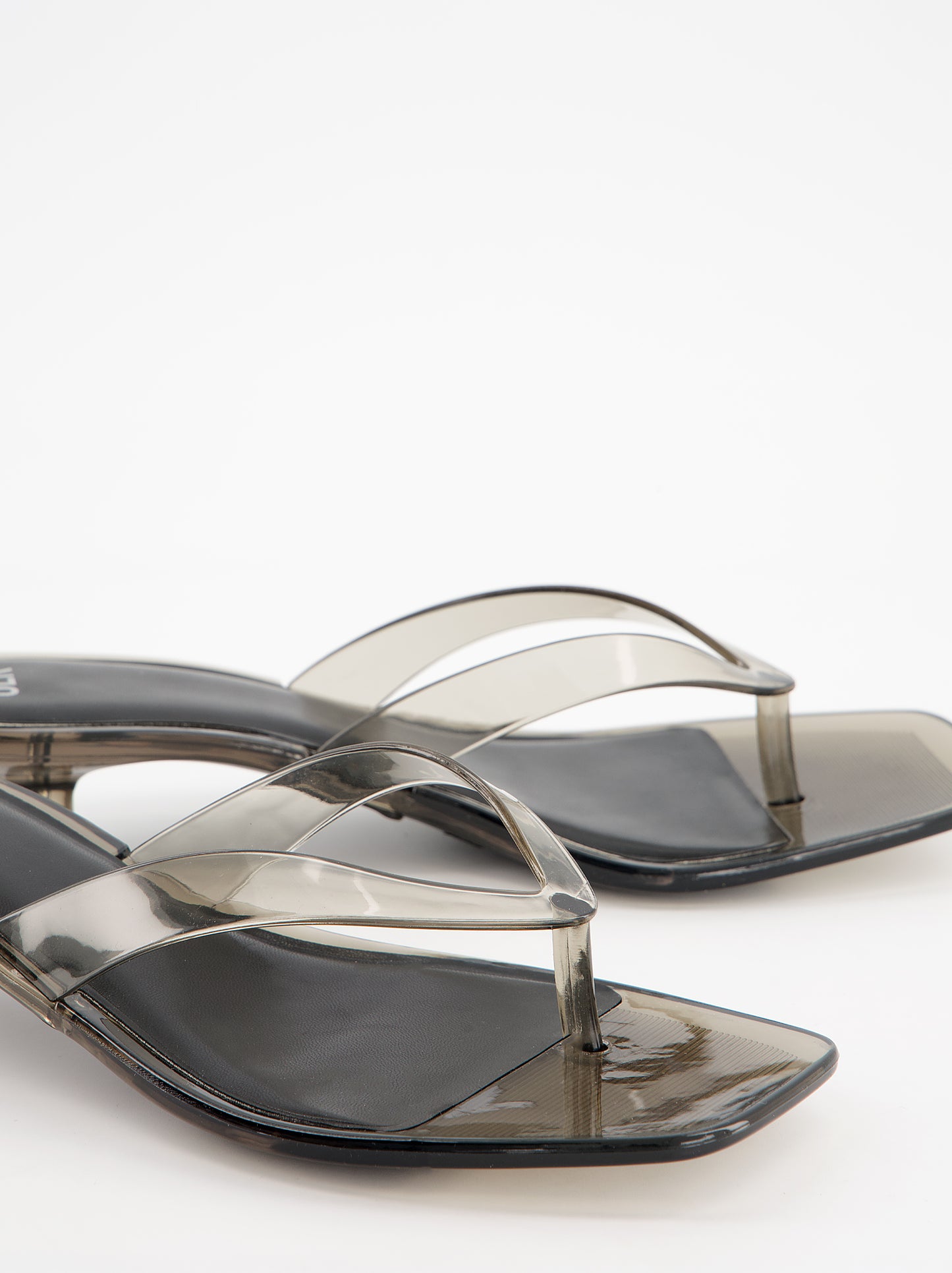 Sandalias de tacón negro transparente - Core