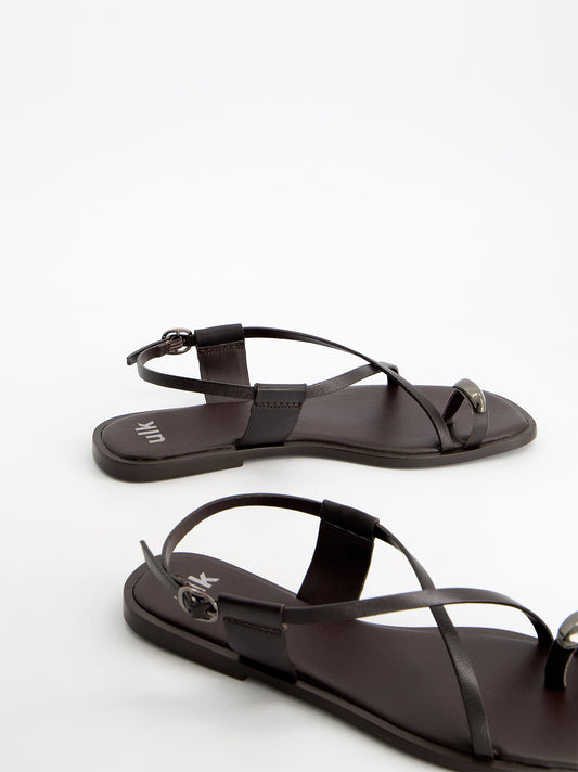 Sandalias de tiras en piel - Ossy