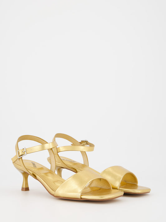 Sandalias doradas de tacón - Butter