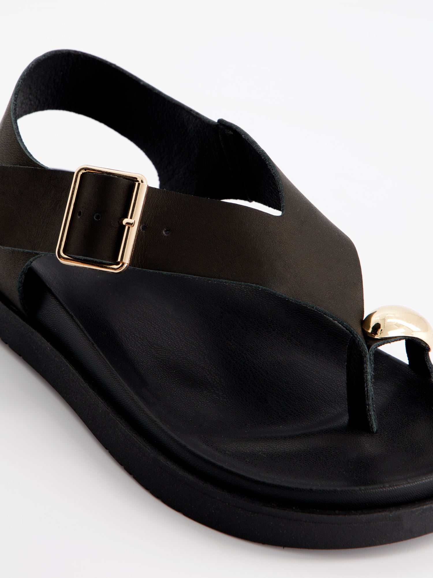 Sandalias negras de piel - Lago