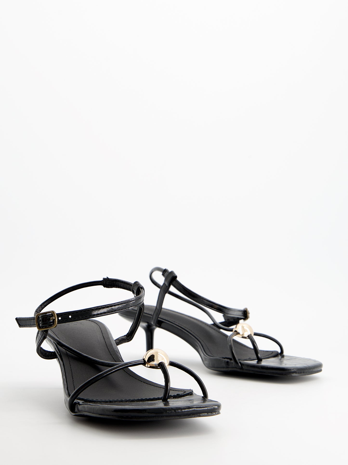 Sandalias tiras finas tacón bajo - Bolly
