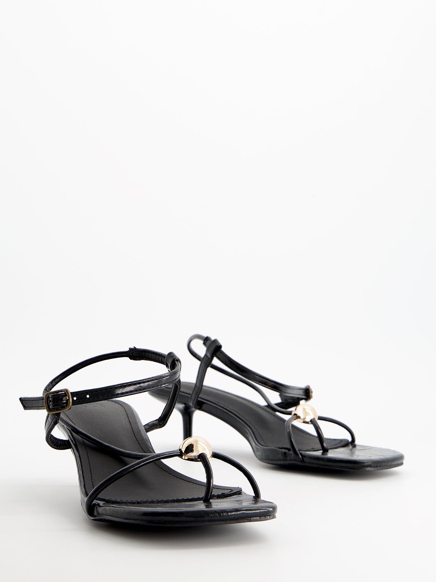 Sandalias tiras finas tacón bajo - Bolly