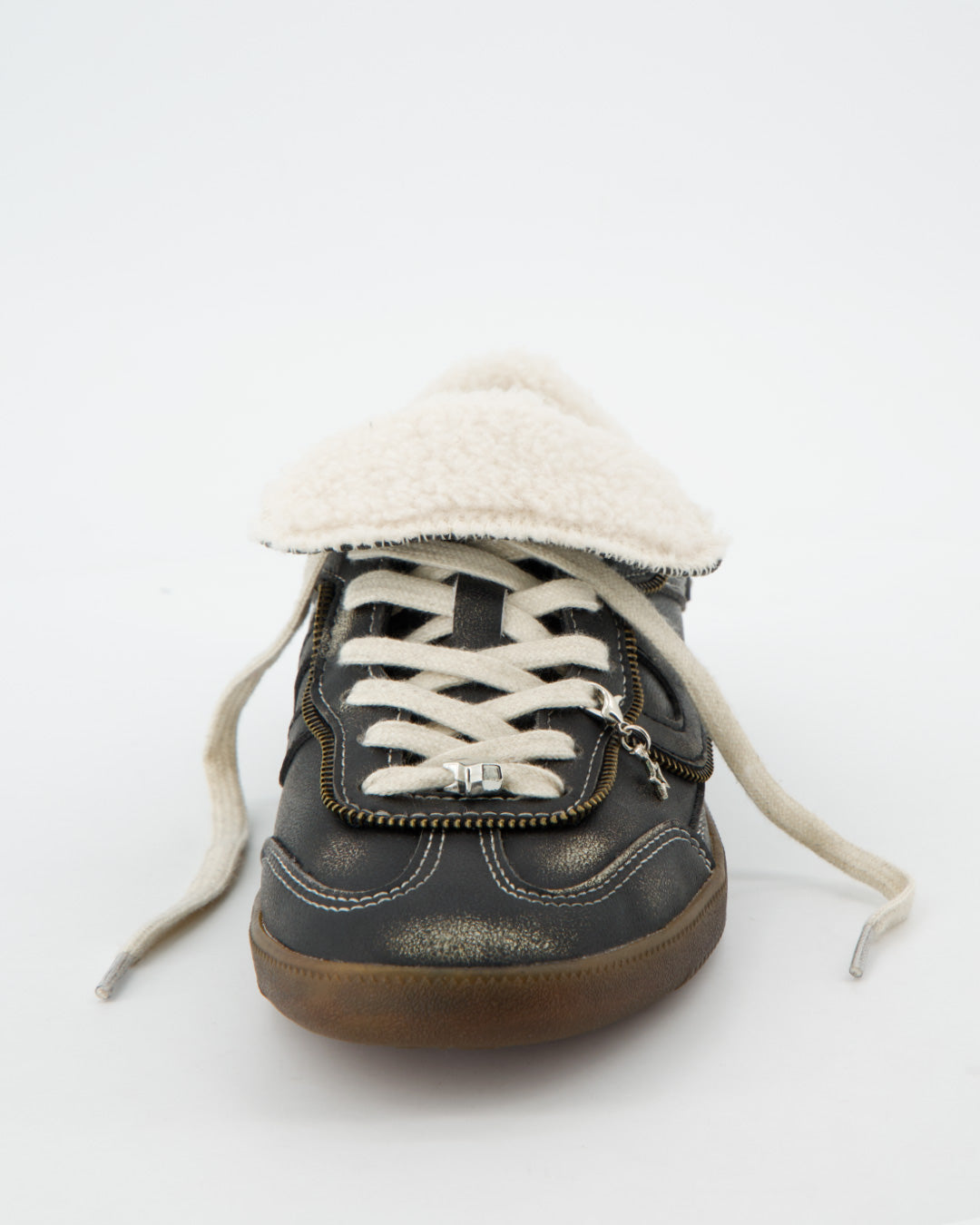 Sneaker de Pel con Cuello de Borreguito - Chile