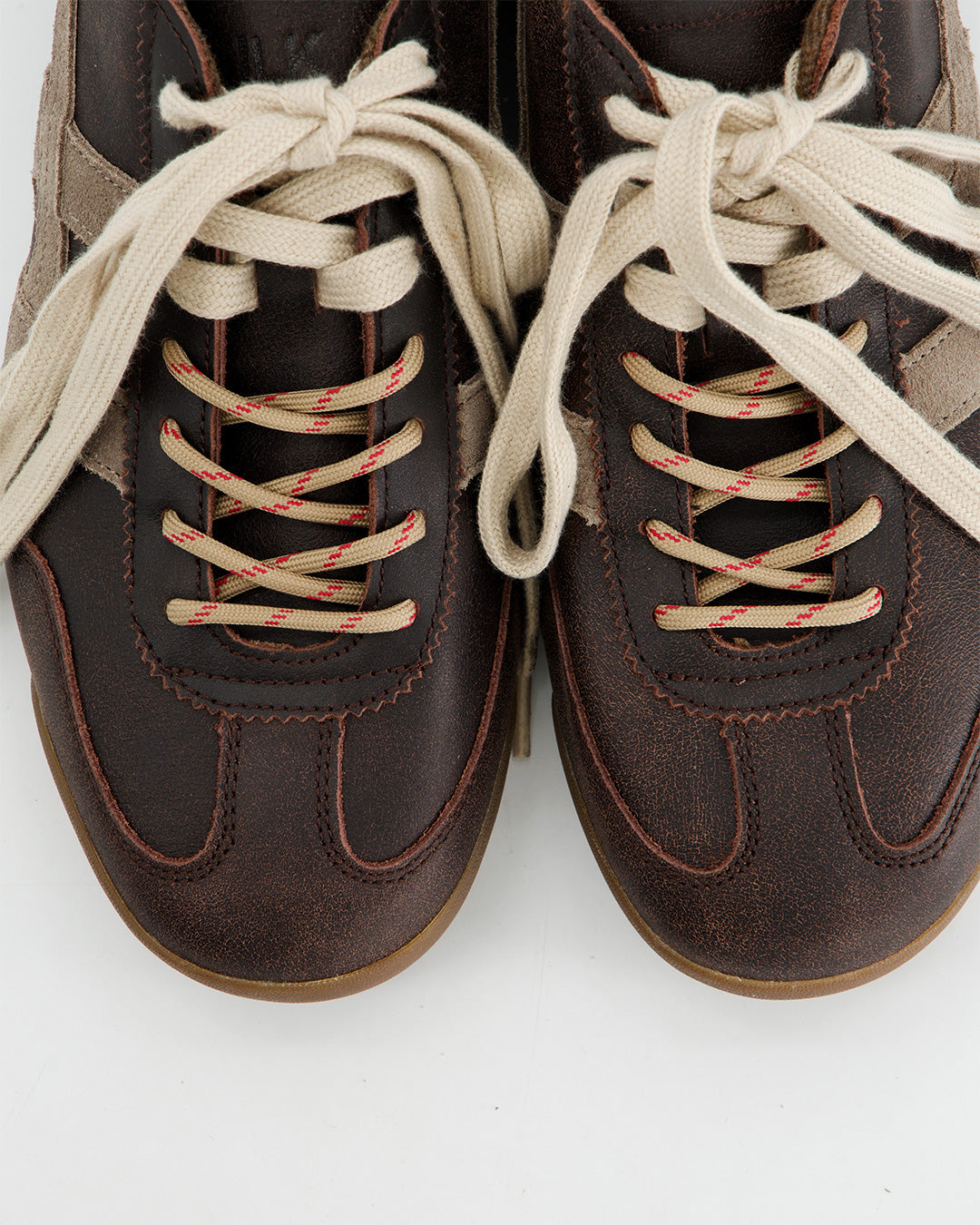 Sneaker retro marrón - Onix