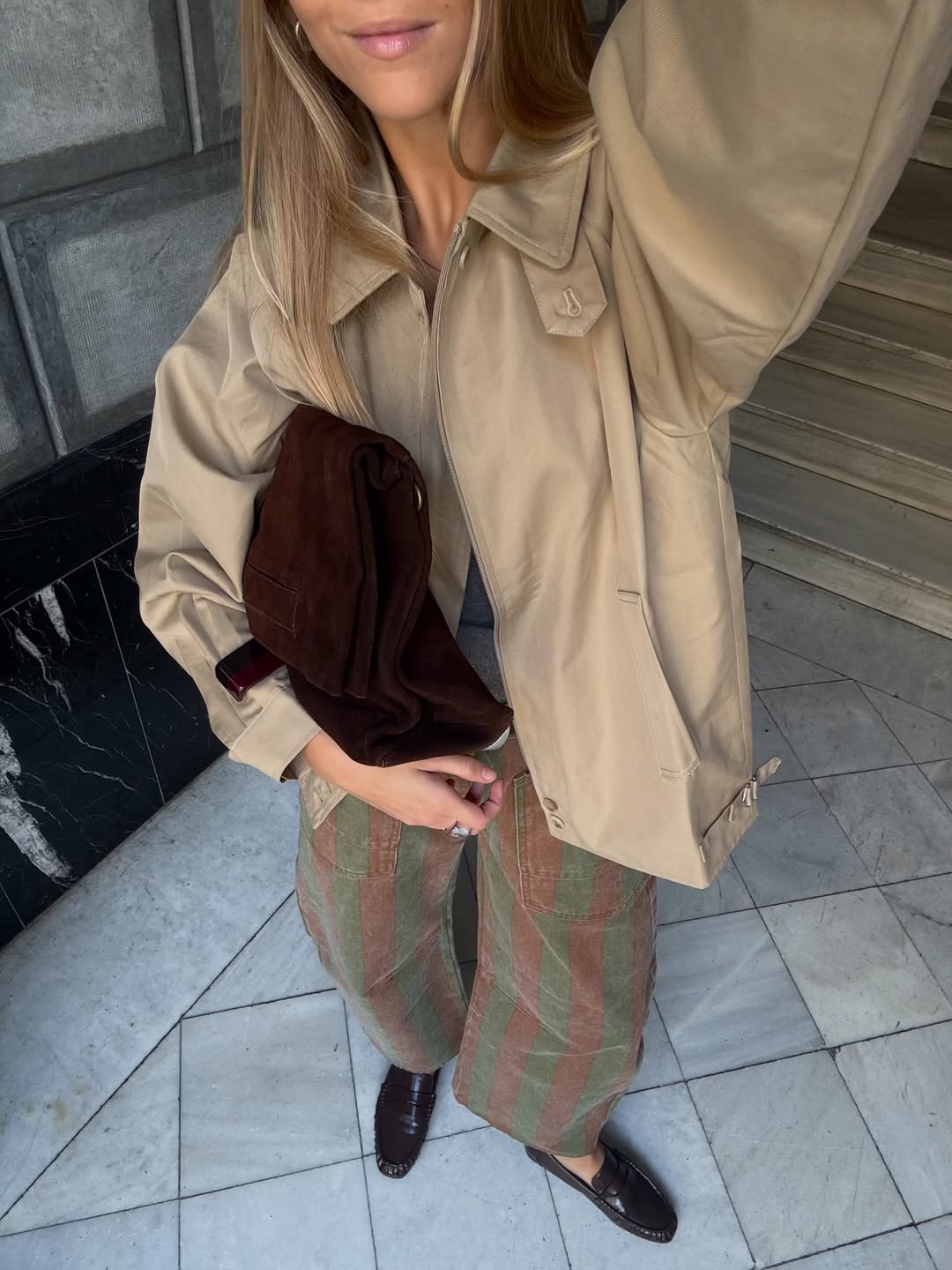 Short trench coat with lapel collar - ULK Kimmy