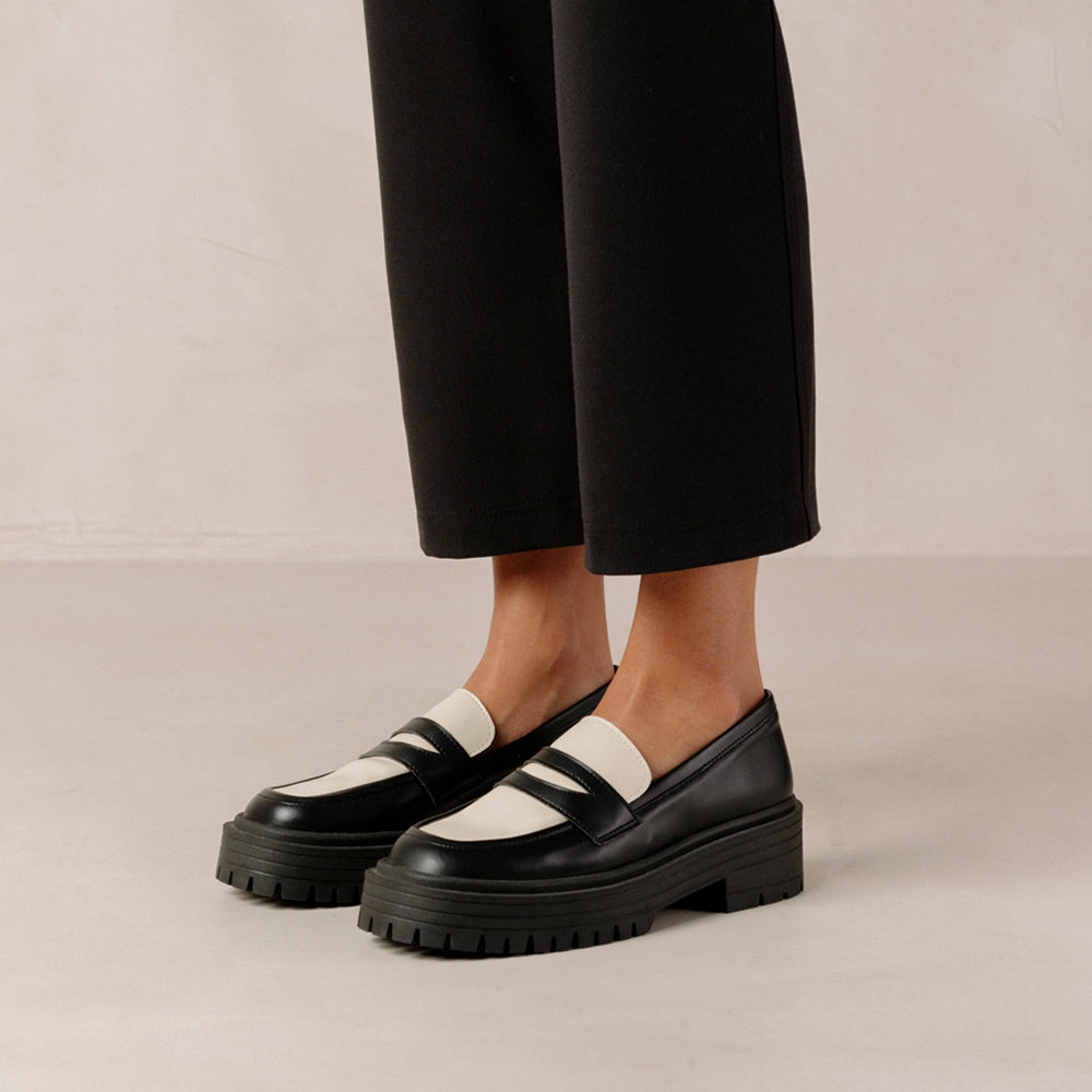 Svegan By Alohas Mask - Vegan Leather Loafers