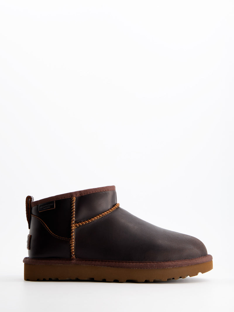 UGG Classic Ultra Mini Leather Regenerate - Botines de piel con forro interior