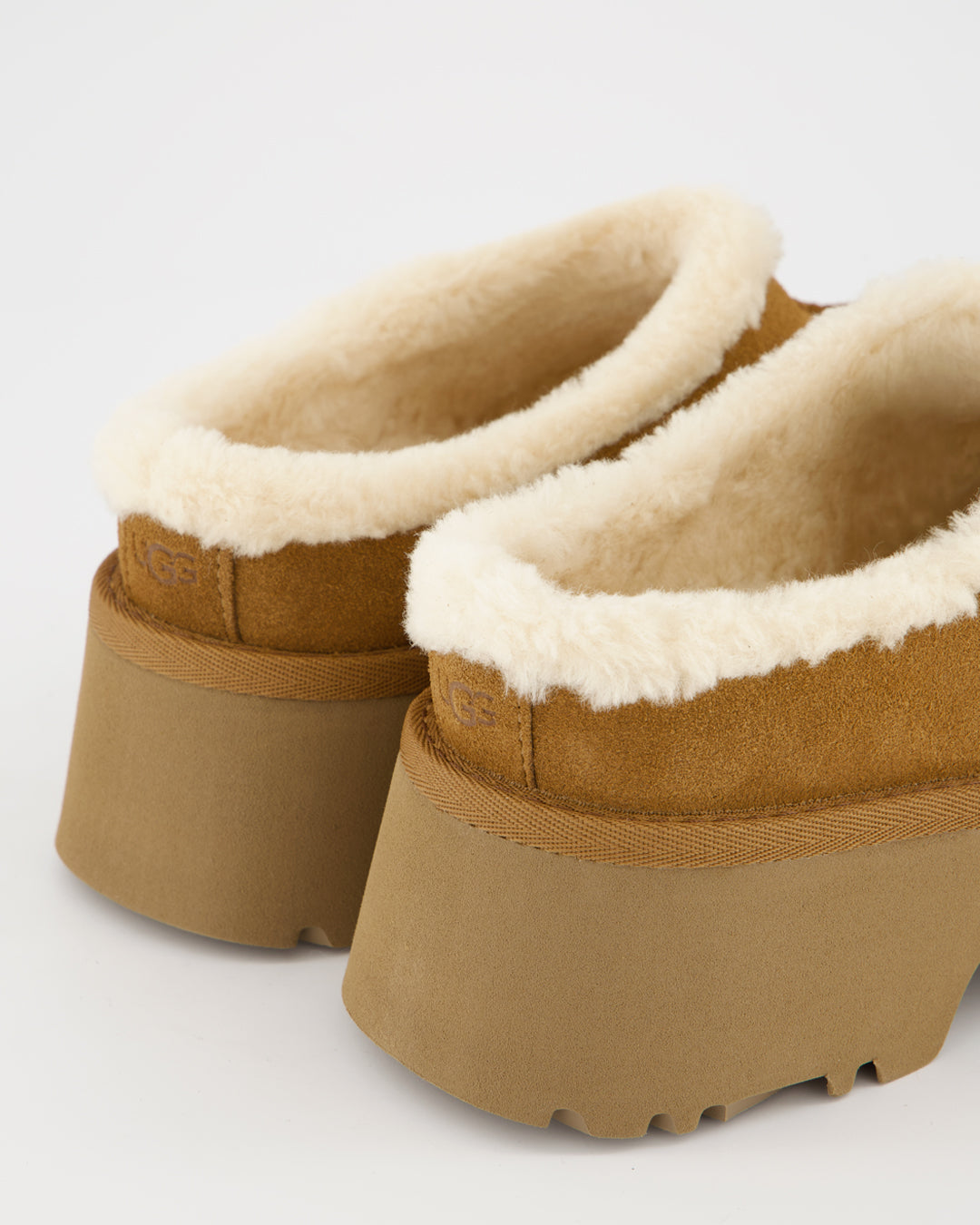 UGG New Heights Cozy - Zuecos de tacón