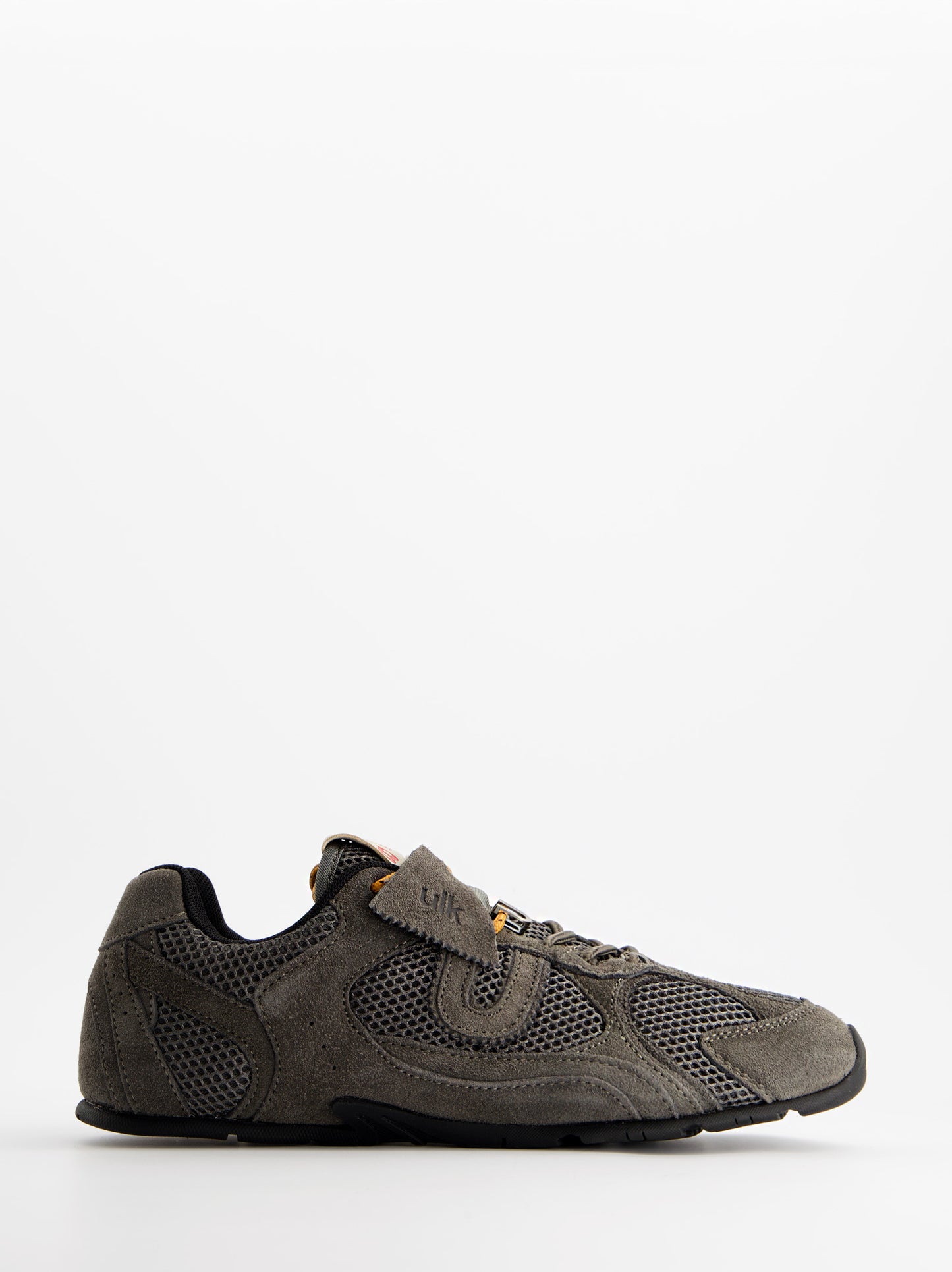 Breathable leather sneakers - ULK Pierce