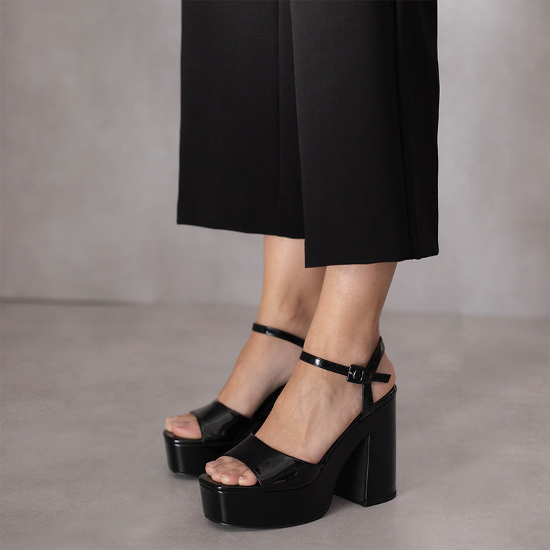 Ulanka Crush Caren - Sandals