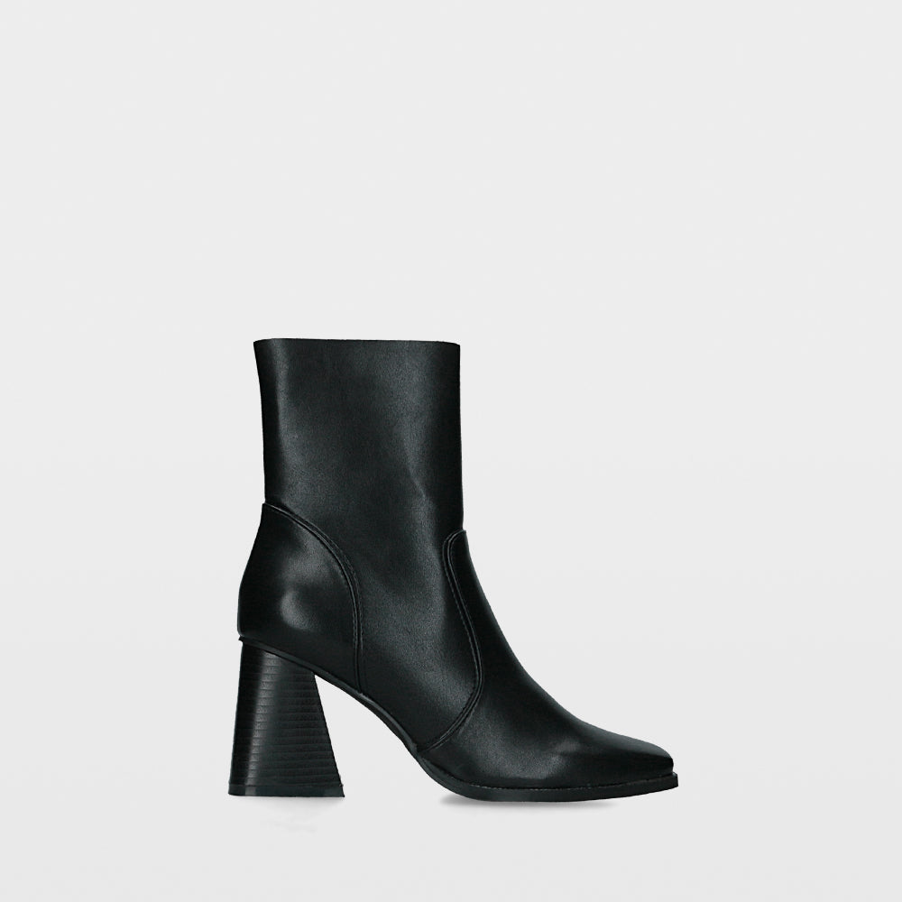 Ulanka Essentials Simona - Heeled Ankle Boots