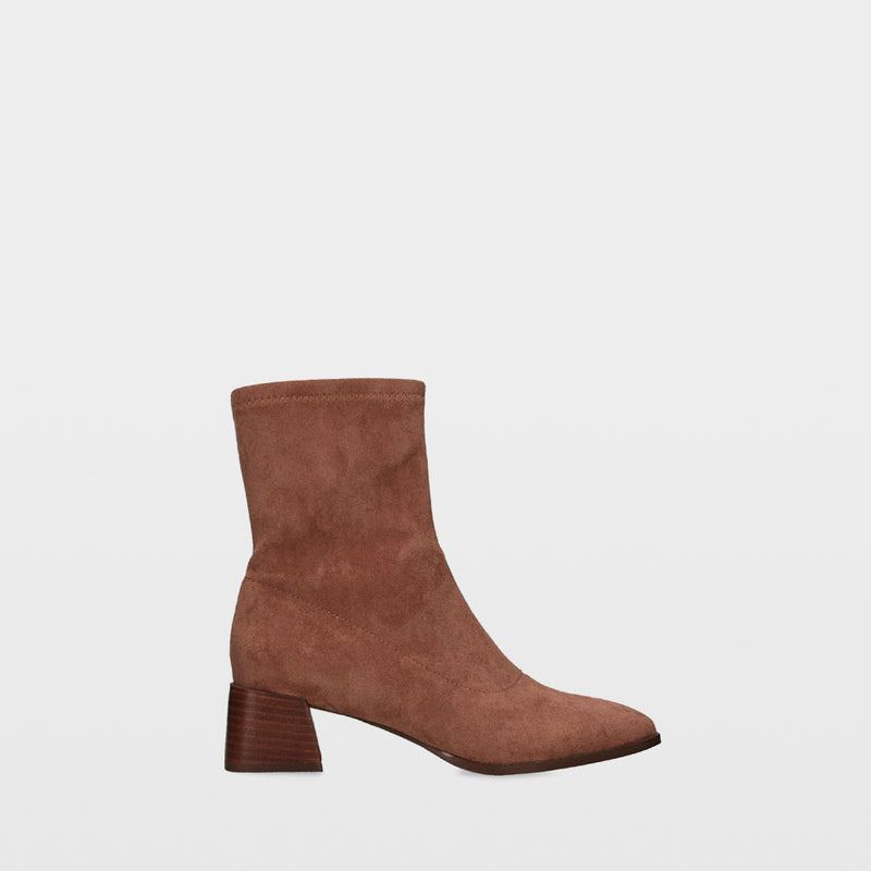 Ulanka Essentials Zaira - Heeled Ankle Boots