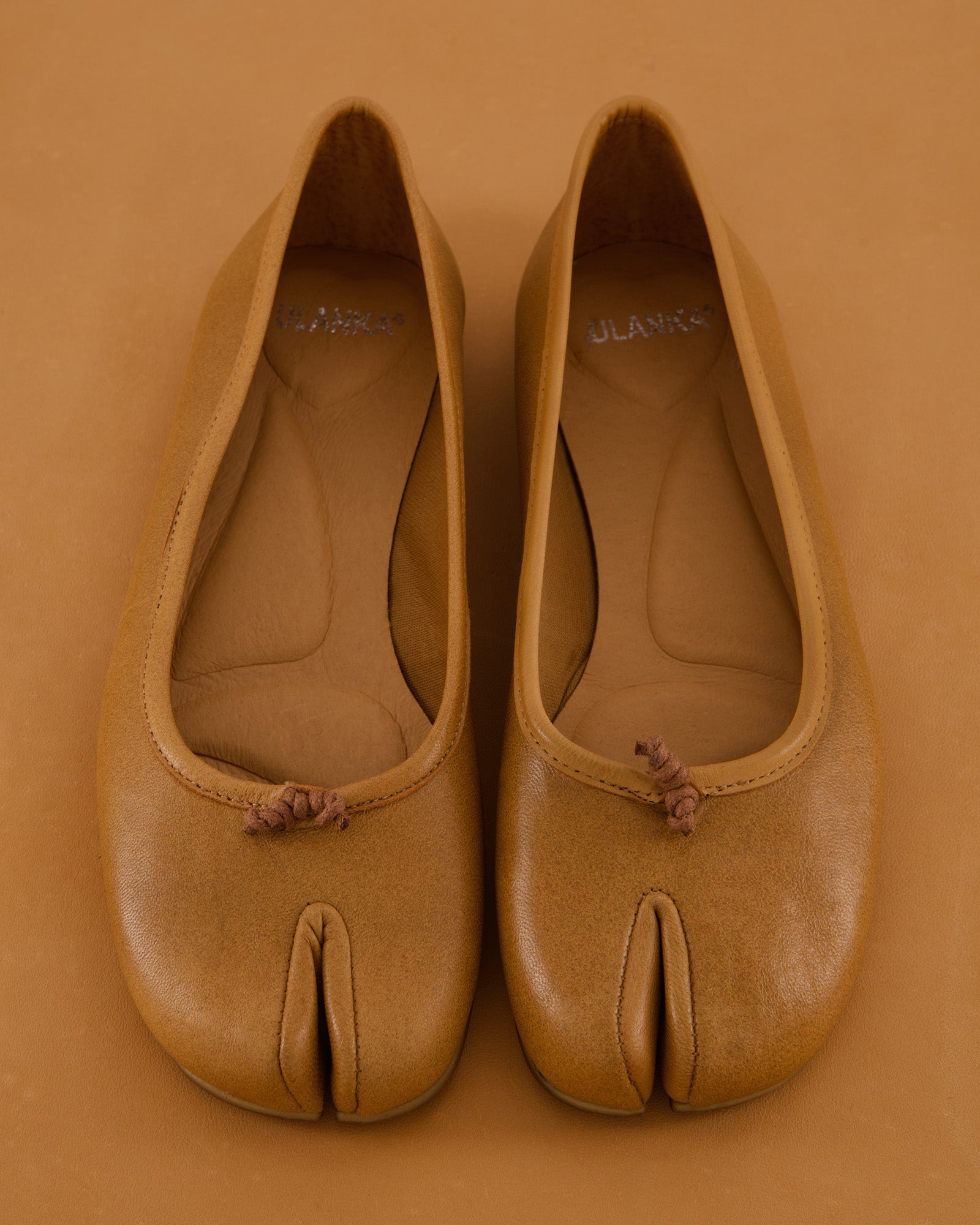 Bailarinas tabi de piel - Karva – Ulanka