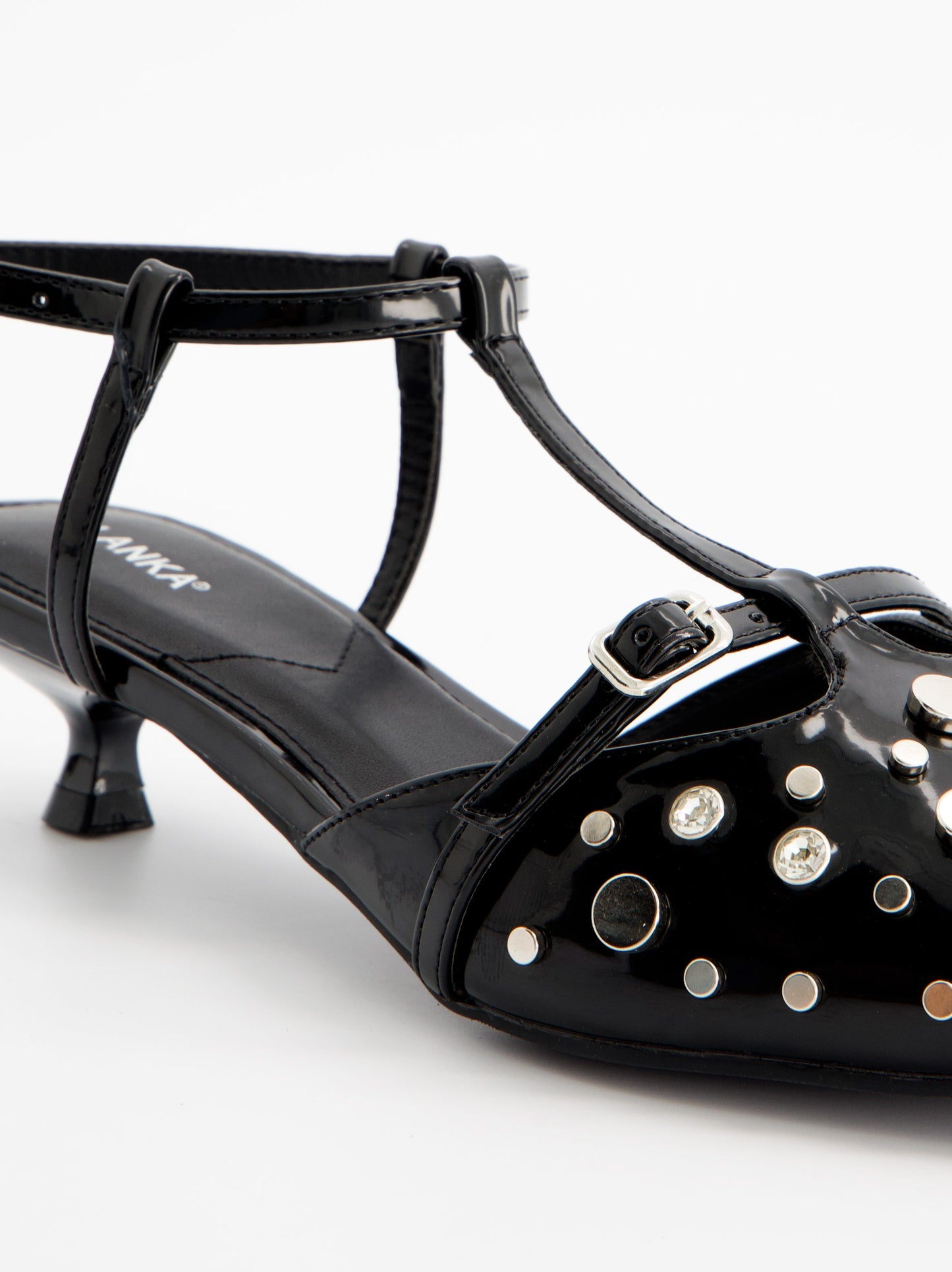 Zapatos de tacón negros con tachuelas - ULK Leyre