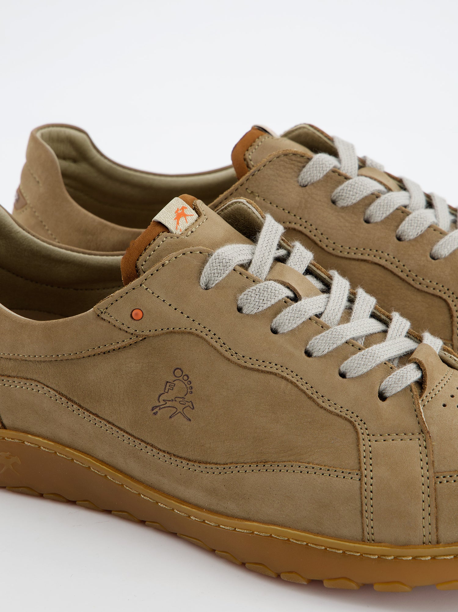 Zapatilla Casual De Piel Marrones - Fluchos