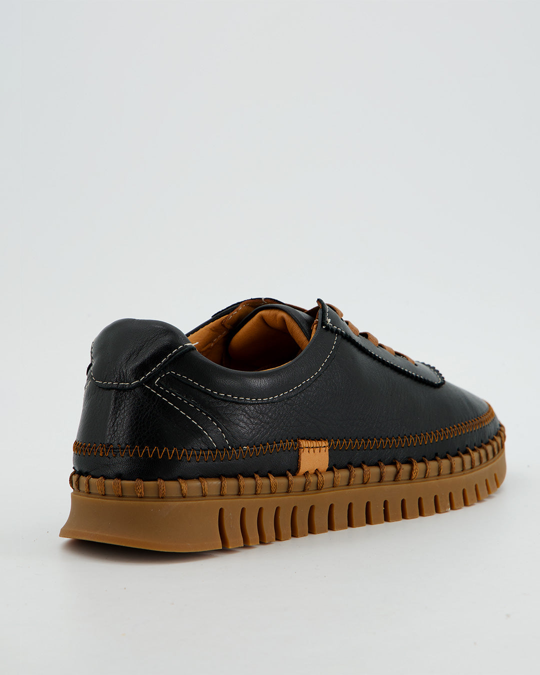 Zapatilla casual negra - Vexis